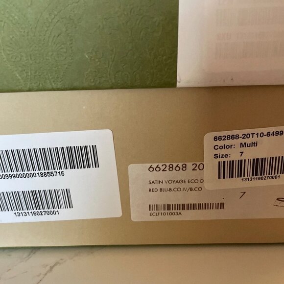 7 Gucci Red Satin Voyage Geometric Print Slipper Shoes NIB, GREAT PRESENT, CHIC - Picture 2 of 6